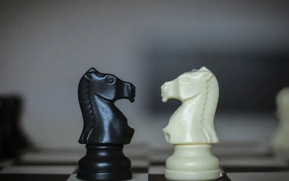 Na czym polega system szwajcarski w szachach? Wyjaśnienie zasad