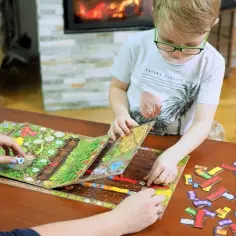 Najlepsze gry dla 8-letnich dziewczynek: edukacyjne, kreatywne i bezpieczne propozycje