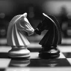 Alekhine Defence: Strategia szachowa dostosowana do Twojego poziomu