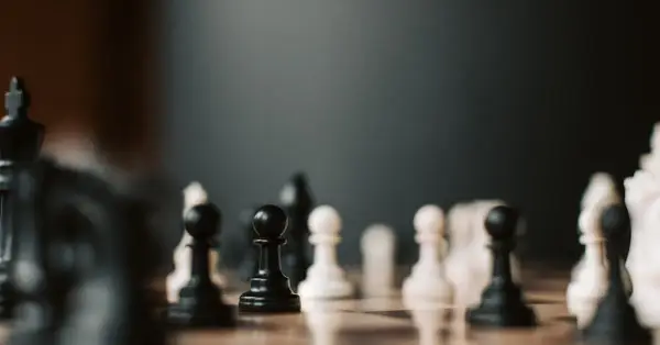 Co to jest opozycja w szachach i jak ją skutecznie wykorzystać?